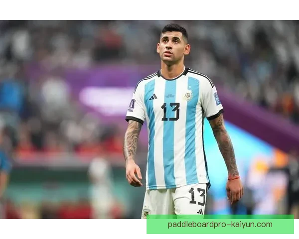 罗梅罗在空中对抗中表现稳健，增强球队竞争力