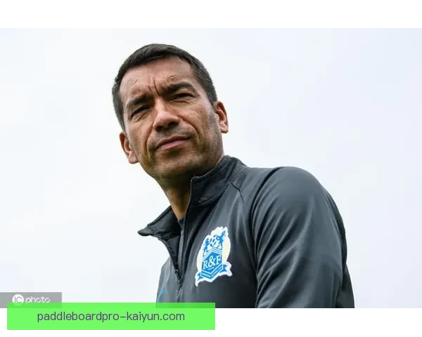 穆勒战术适配性分析：在球队调整中展现出持续提升的竞争力